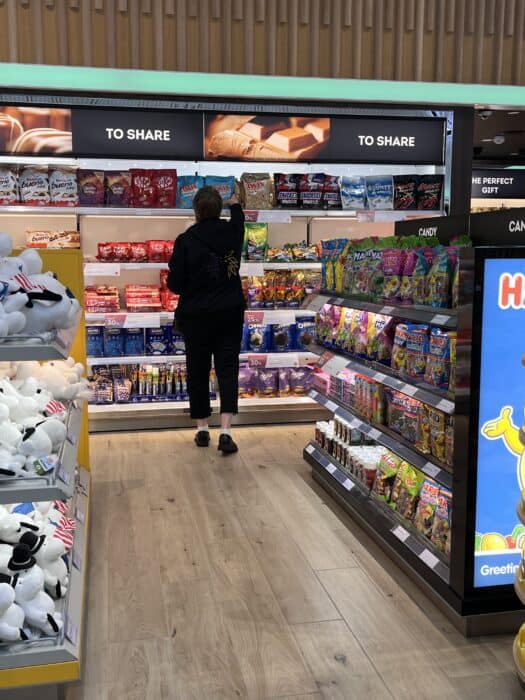 Yhteisö Violet Lions